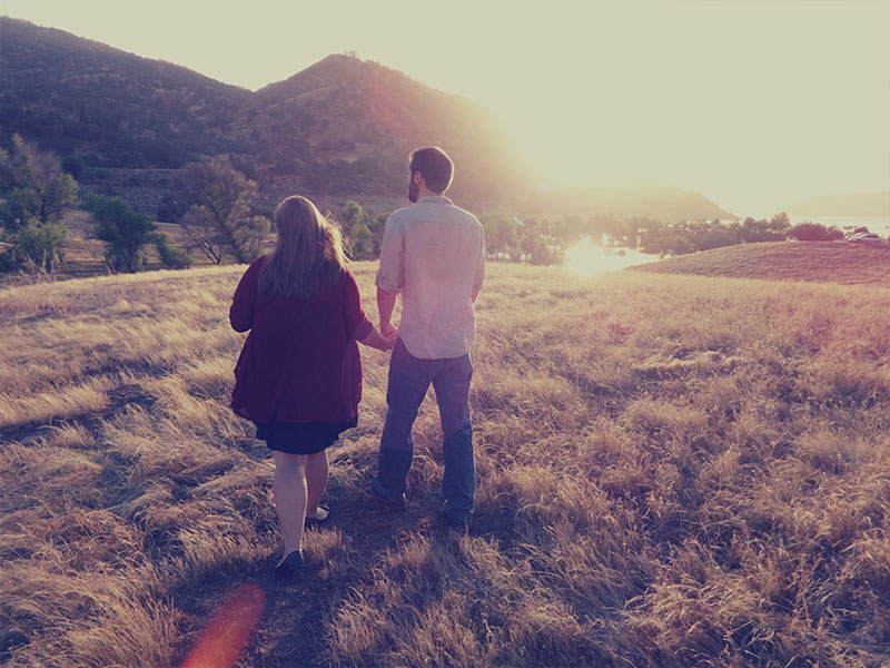 A couple on a date after calming their pre-date jitters.