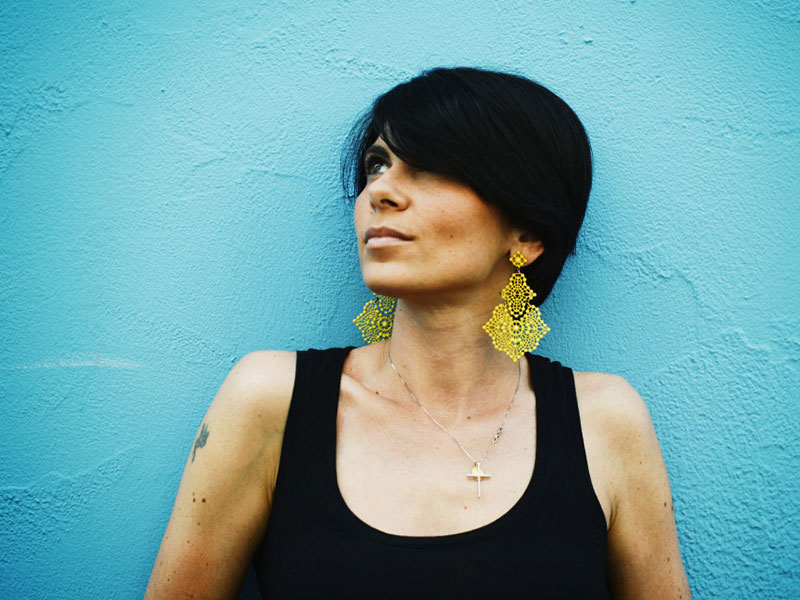 If you're thinking of dating older women like this one leaning against a blue wall, there are some things you should know.