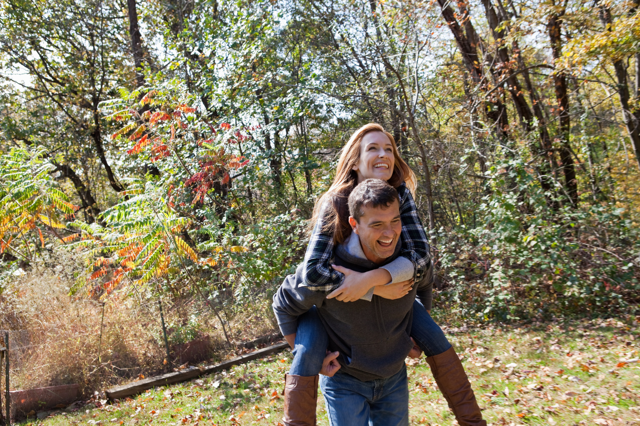 Couple on date who met through modern online dating